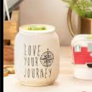 NEW Scentsy Love Your Journey wax warmer retired new in box